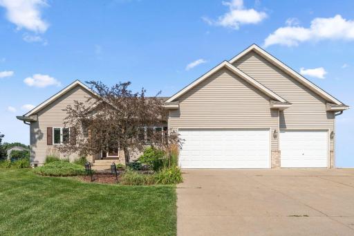 15900 Dakota Lane, Rosemount, MN 55068