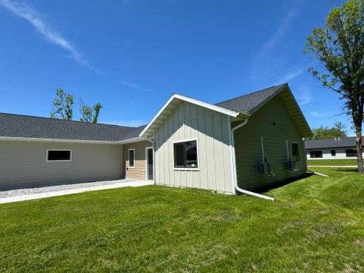605 Lincoln Street SE, Warroad, MN 56763