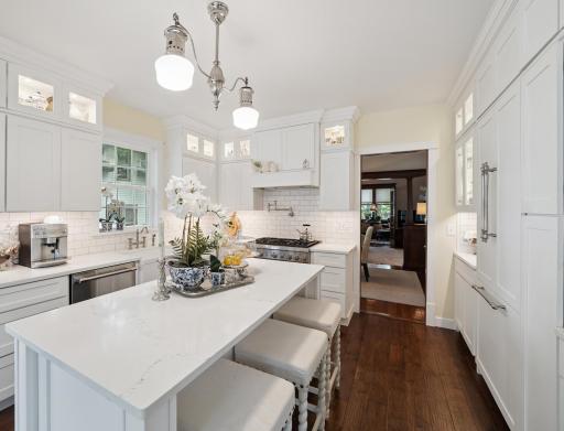 214 Lake Street W, Norwood Young America, MN 55368