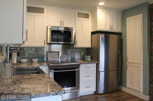 675 Mooers Avenue SE, Cokato, MN 55321