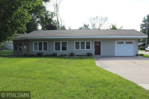 675 Mooers Avenue SE, Cokato, MN 55321