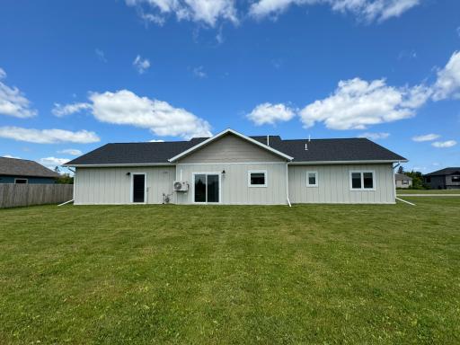 506 Lincoln Street SE, Warroad, MN 56763
