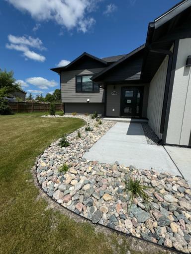 515 Lincoln Street SE, Warroad, MN 56763