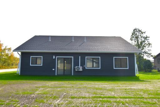 609 Lincoln Street SE, Warroad, MN 56763