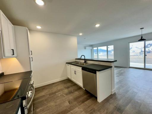 605 McKinley Street SE, Warroad, MN 56763