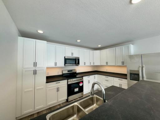Photo for 516 Garfield Street SE, Warroad, MN 56763 - Listing #6744507 516 Garfield Street SE, Warroad, MN 56763