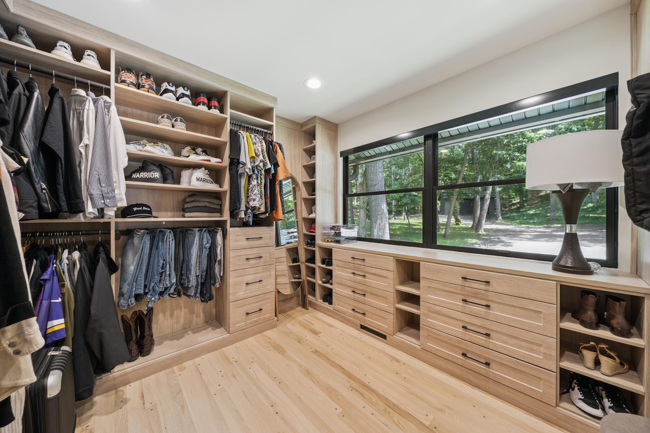 custom closets