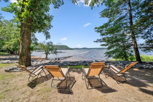306 Cove Road, Hudson, WI 54016