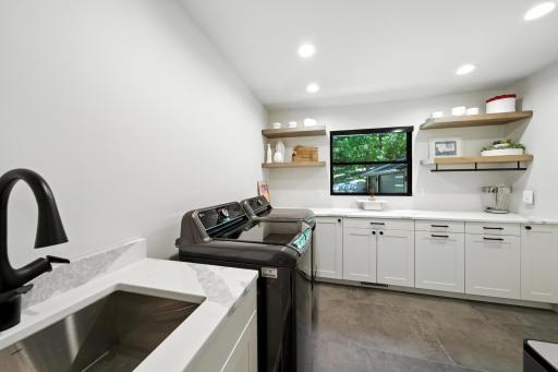 306 Cove Road, Hudson, WI 54016