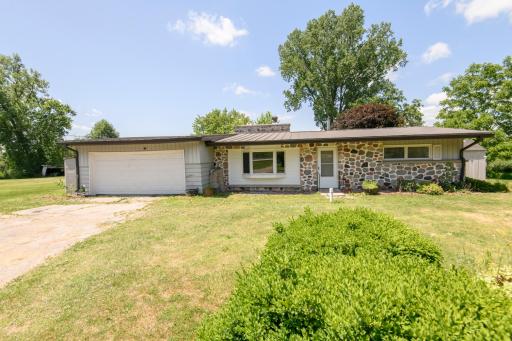 W224S9735 Big Bend Drive, Big Bend, WI 53103