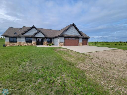Photo for 11003 Eagles Nest Court, Audubon, MN 56511 - listing #6744635 11003 Eagles Nest Court, Audubon, MN 56511