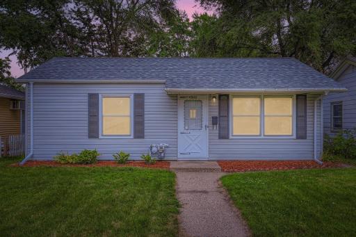 5040 Fremont Avenue N, Minneapolis, MN 55430