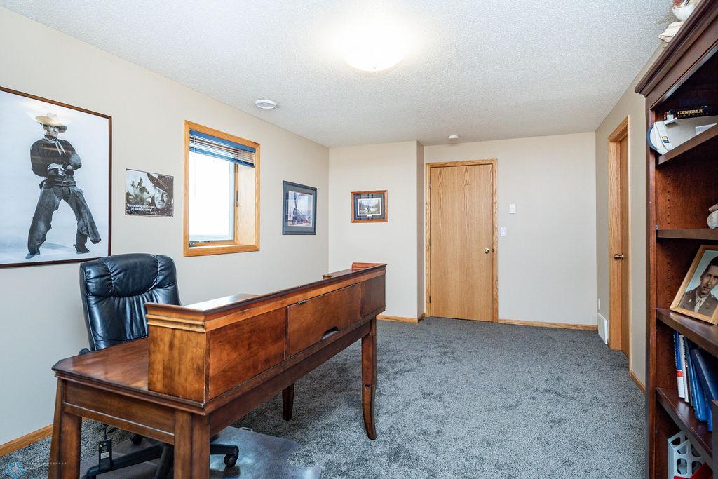Spacious Bedroom 4