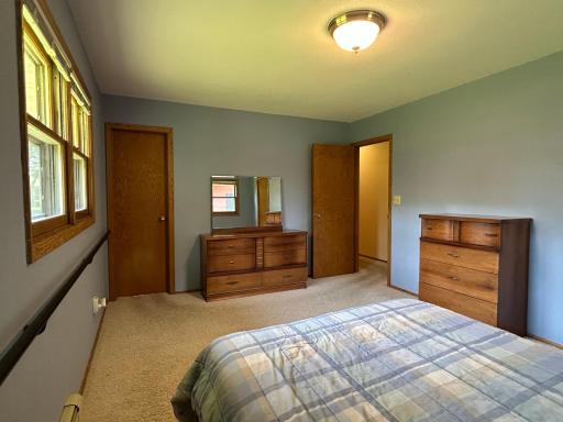 402 6th Street NE, Barnesville, MN 56514