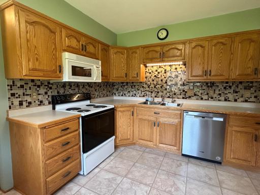 402 6th Street NE, Barnesville, MN 56514