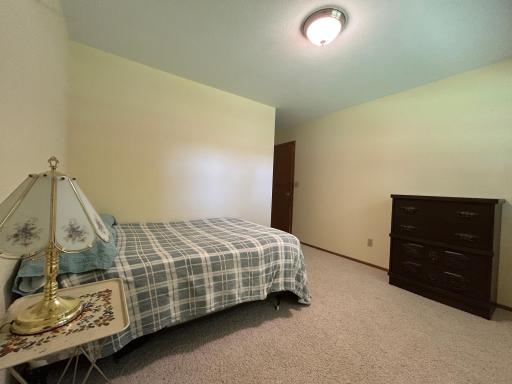 402 6th Street NE, Barnesville, MN 56514