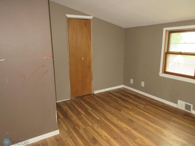 Upper Bedroom 2