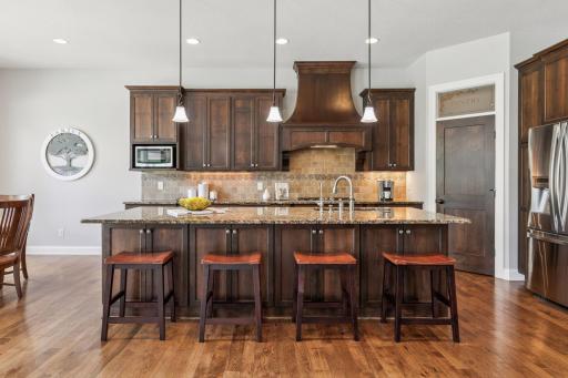 18922 Edgewood Lane, Prior Lake, MN 55372