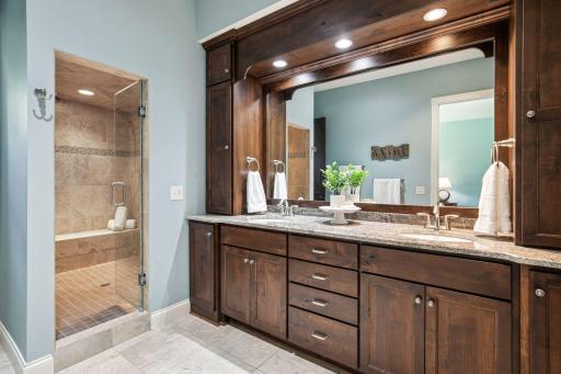 18922 Edgewood Lane, Prior Lake, MN 55372