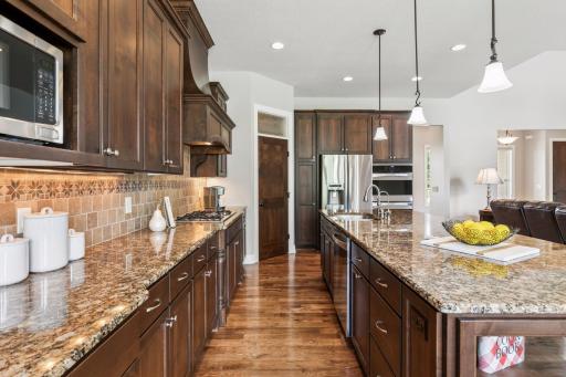 18922 Edgewood Lane, Prior Lake, MN 55372