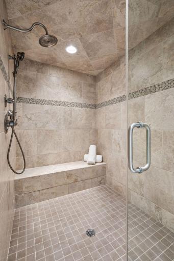 18922 Edgewood Lane, Prior Lake, MN 55372