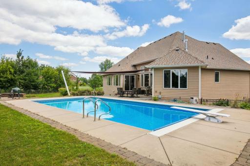18922 Edgewood Lane, Prior Lake, MN 55372