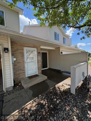 7795 Hemingway Avenue S, Cottage Grove, MN 55016