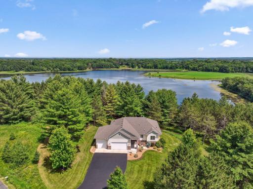 13725 Maxwell Road, Chisago City, MN 55013