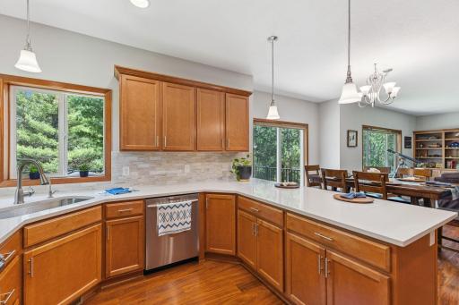 This peninsula is perfect for cooking but also doubles as a breakfast bar!