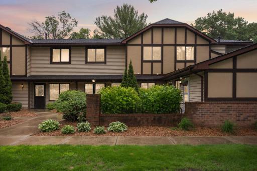 5960 Fernwood Street, Shoreview, MN 55126