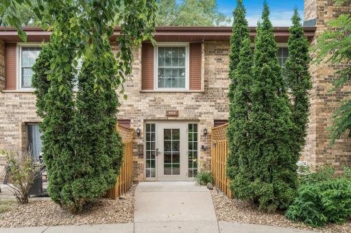4542 Cedar Lake Road S, 2, Minneapolis, MN 55416