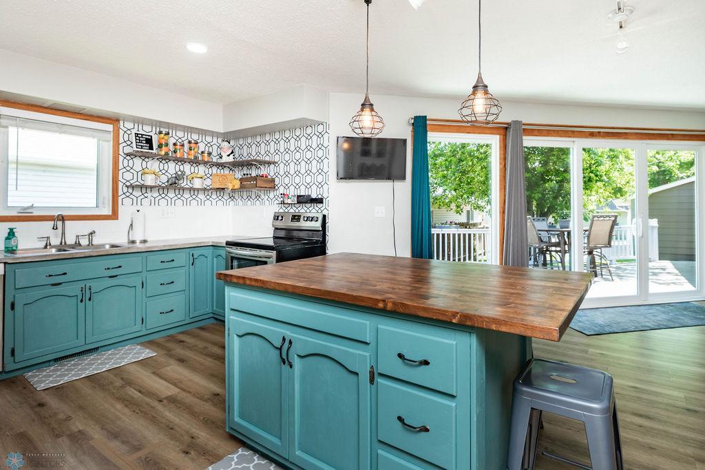 Kitchen 2