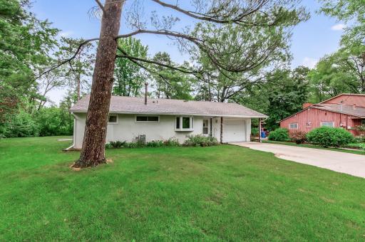 84 West Road, Circle Pines, MN 55014