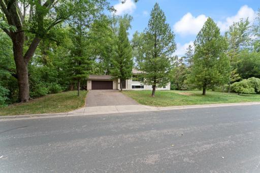 1437 Wisconsin Avenue N, Minneapolis, MN 55427