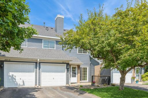 1825 Donegal Drive, 11, Woodbury, MN 55125