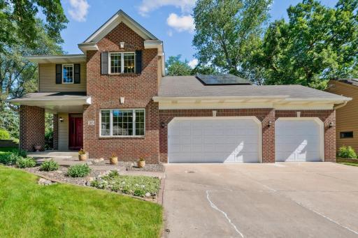 283 Timberline Trail, Saint Paul, MN 55127