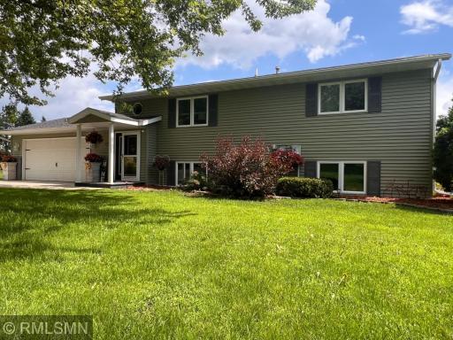 4681 Country Shores SW, Alexandria, MN 56308