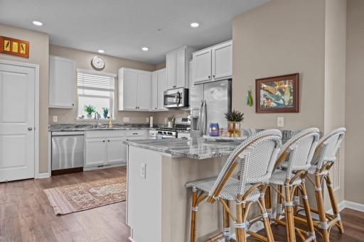 8770 Granite Circle, Saint Paul, MN 55129