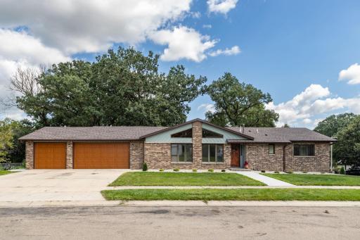 2242 2nd Avenue SW, Rochester, MN 55902