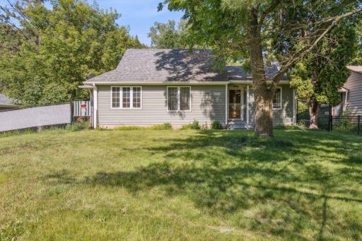 Welcome home! Also includes new leaf-guard seamless gutters.