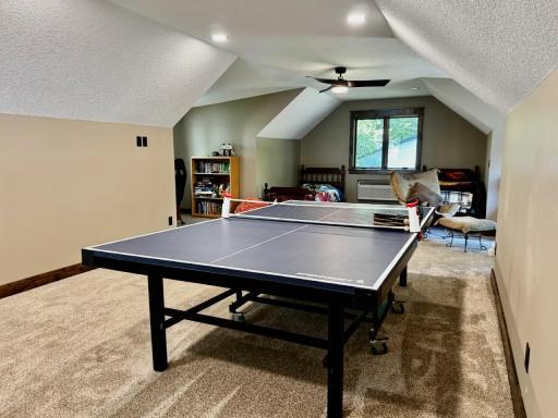 Bonus Large Entertainment Room.jpeg