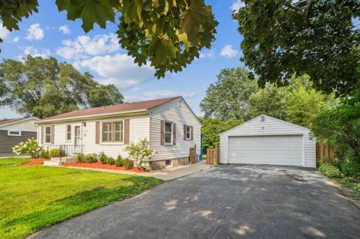 8537 Stevens Avenue S, Minneapolis, MN 55420
