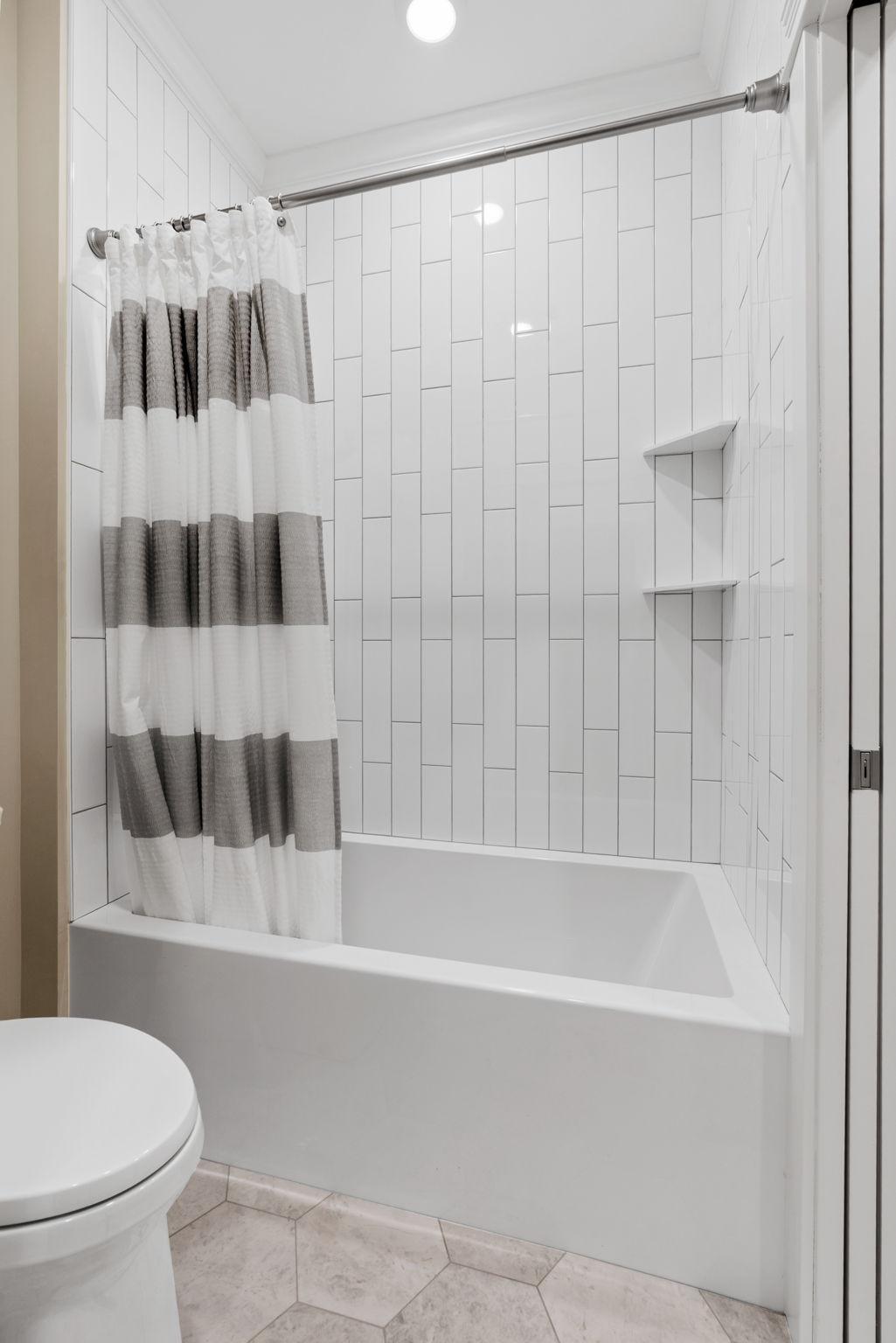 jacknjill bath 2.jpeg