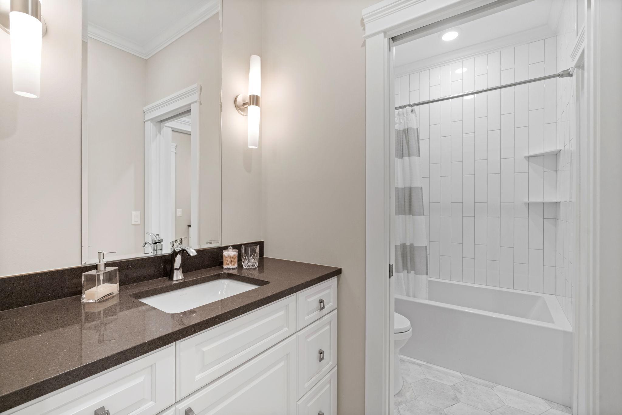 jacknjill bath 1.jpeg