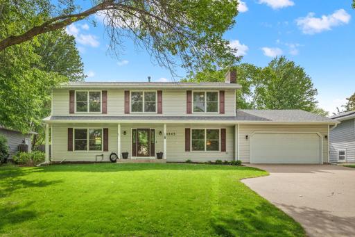 4545 Terraceview Lane N, Plymouth, MN 55446