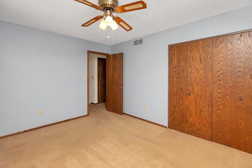 Upper Bedroom 1.jpg