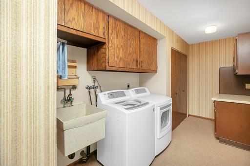 Street Level Laundry.jpg