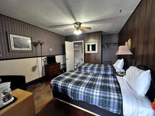 240 N State Road 35, Alma, WI 54610