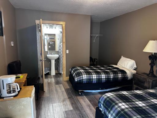 240 N State Road 35, Alma, WI 54610