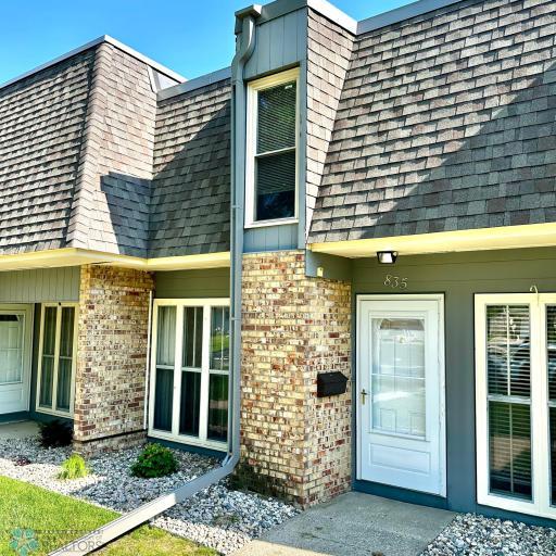 835 23rd Avenue S, Moorhead, MN 56560